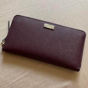 Kate Spade zip around wallet